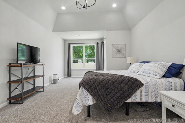7009 E Oakland Street, Broken Arrow, OK 74014