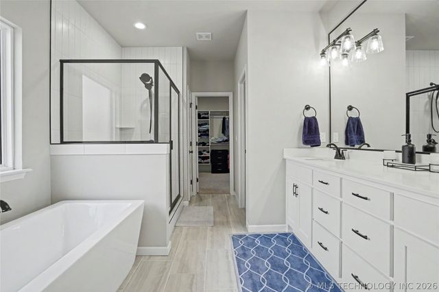 7009 E Oakland Street, Broken Arrow, OK 74014