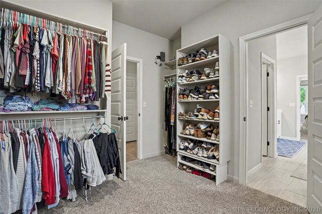 7009 E Oakland Street, Broken Arrow, OK 74014