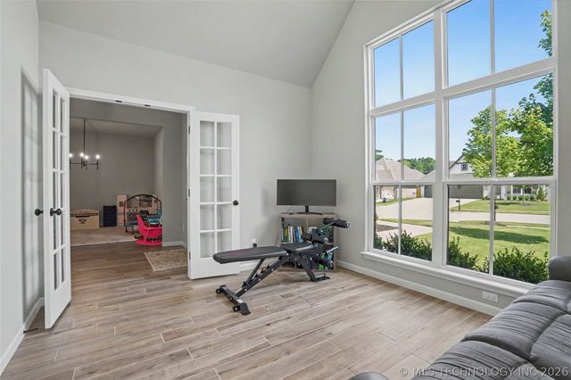 7009 E Oakland Street, Broken Arrow, OK 74014