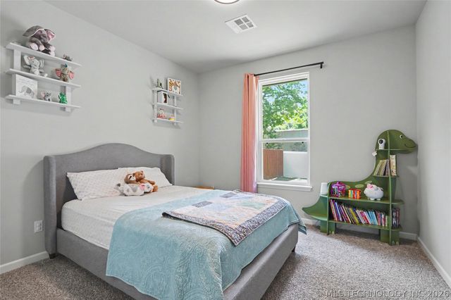 7009 E Oakland Street, Broken Arrow, OK 74014