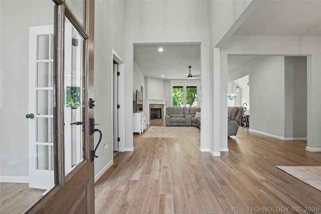 7009 E Oakland Street, Broken Arrow, OK 74014