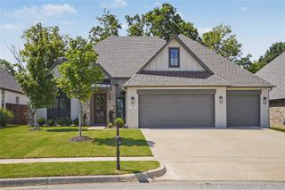 7009 E Oakland Street, Broken Arrow, OK 74014