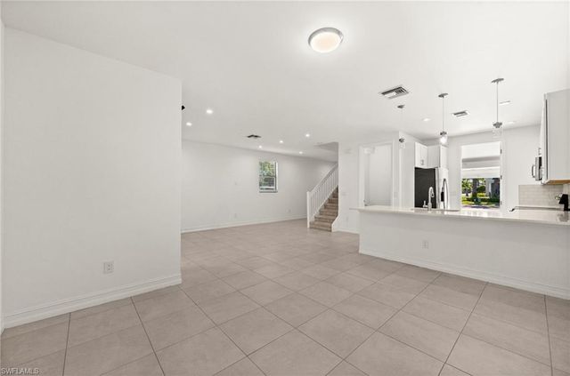 7643 Morgan WAY, Naples, FL 34119