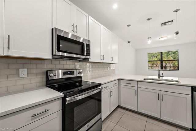 7643 Morgan WAY, Naples, FL 34119
