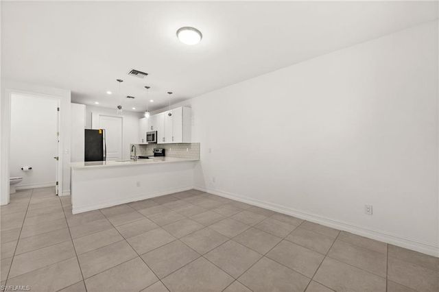 7643 Morgan WAY, Naples, FL 34119