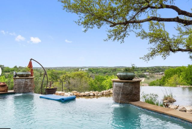 808 Rivercliff Drive, Spicewood, TX 78669