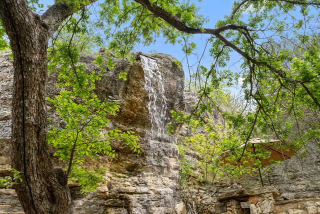 808 Rivercliff Drive, Spicewood, TX 78669