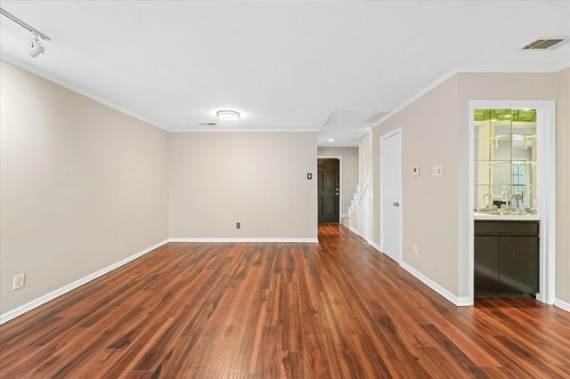 4409 Travis Street L, Dallas, TX 75205