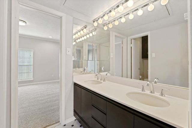 4409 Travis Street L, Dallas, TX 75205