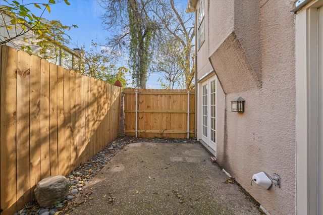 4409 Travis Street L, Dallas, TX 75205