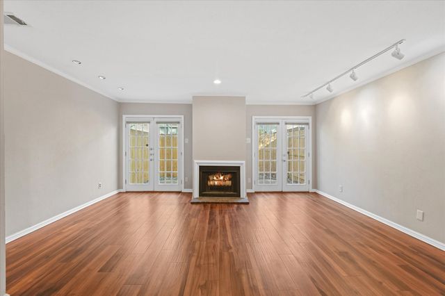 4409 Travis Street L, Dallas, TX 75205