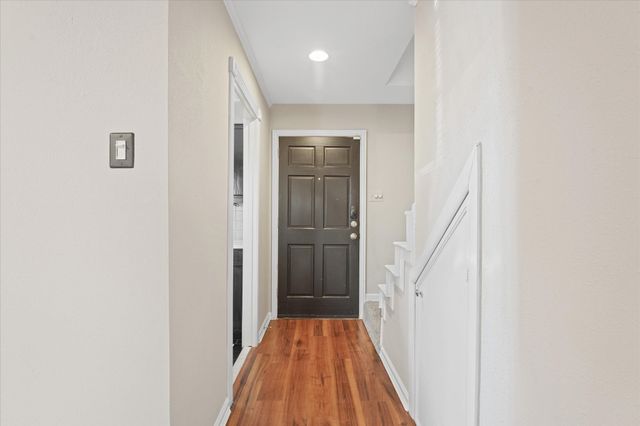 4409 Travis Street L, Dallas, TX 75205