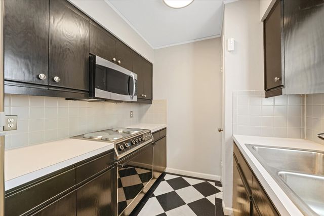 4409 Travis Street L, Dallas, TX 75205