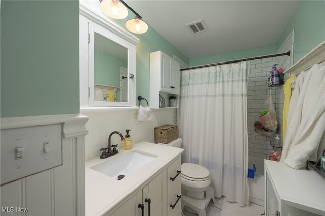 1302 Carol Drive, Kent, OH 44240