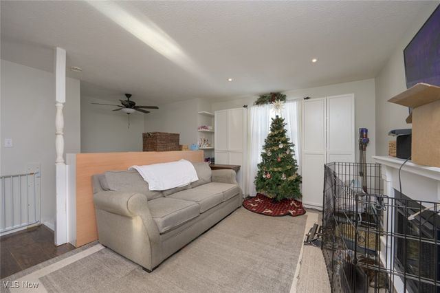 1302 Carol Drive, Kent, OH 44240