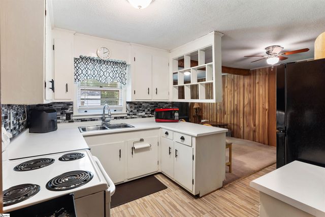 6 Ghana Drive, Greenville, SC 29605