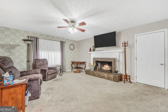 205 Summerfield Lane, Mcdonough, GA 30253