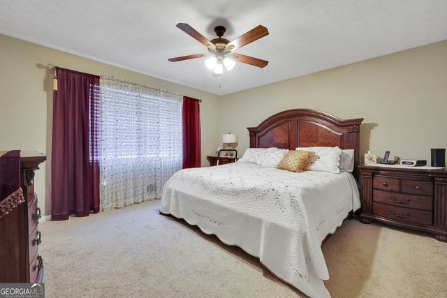 205 Summerfield Lane, Mcdonough, GA 30253