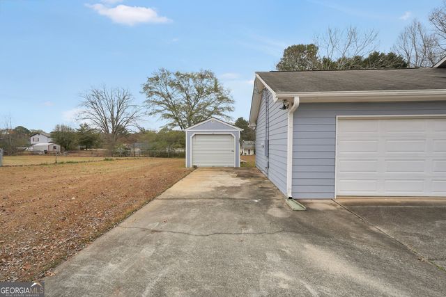 205 Summerfield Lane, Mcdonough, GA 30253