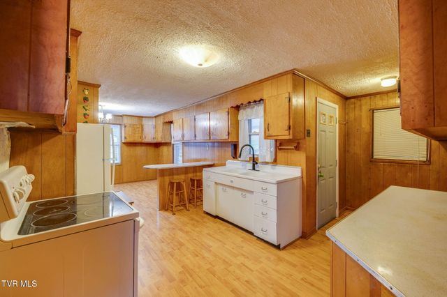 1524 Fairview Avenue, Kingsport, TN 37660