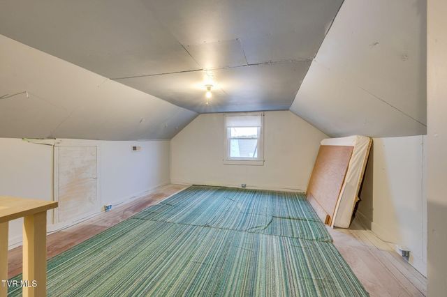 1524 Fairview Avenue, Kingsport, TN 37660