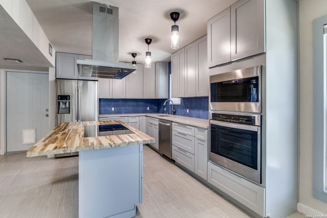 15214 Mineral Springs, San Antonio, TX 78247