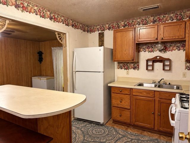 4141 Clark College Drive, Dallas, TX 75241