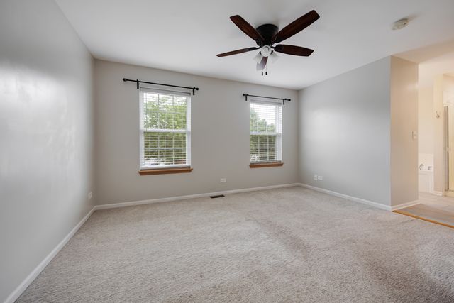 2684 LANSDALE Street, Aurora, IL 60503