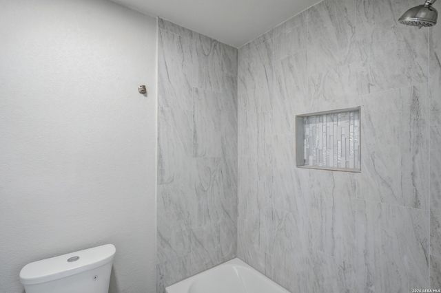 5342 BINZ ENGLEMAN RD, Kirby, TX 78219