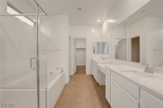 882 Sycamore Falls Street, Henderson, NV 89052