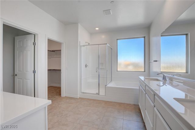 882 Sycamore Falls Street, Henderson, NV 89052