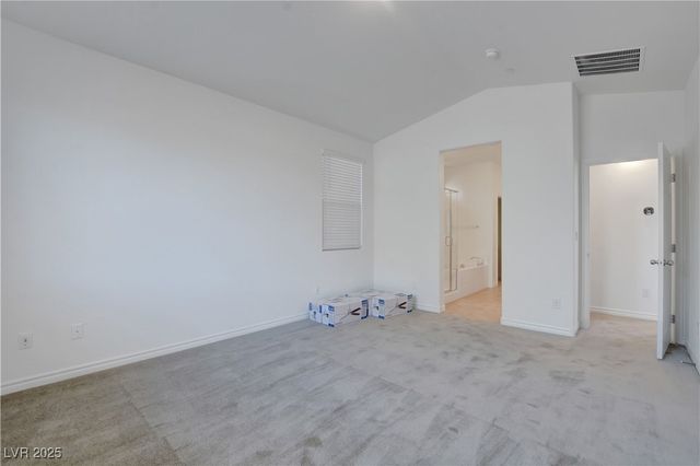 882 Sycamore Falls Street, Henderson, NV 89052