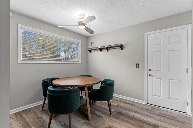 810 Bonnie Glen SE Drive, Marietta, GA 30067