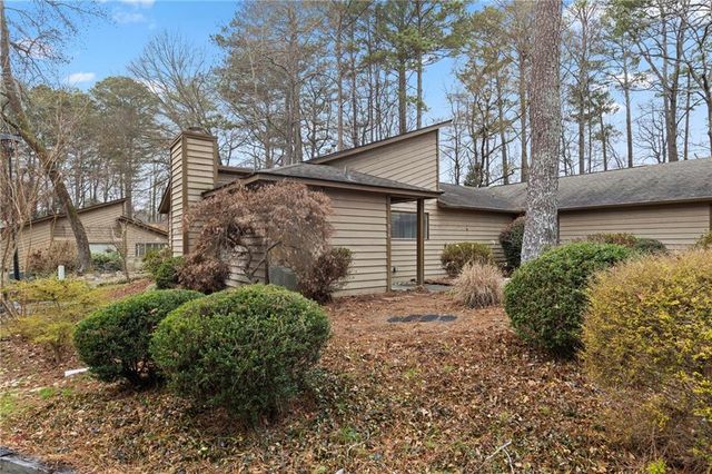 810 Bonnie Glen SE Drive, Marietta, GA 30067