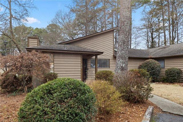 810 Bonnie Glen SE Drive, Marietta, GA 30067