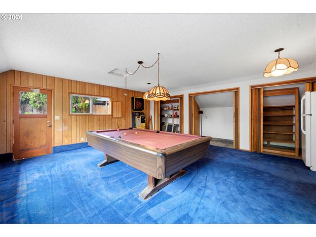 1411 Ne ARROWWOOD St, Hillsboro, OR 97124