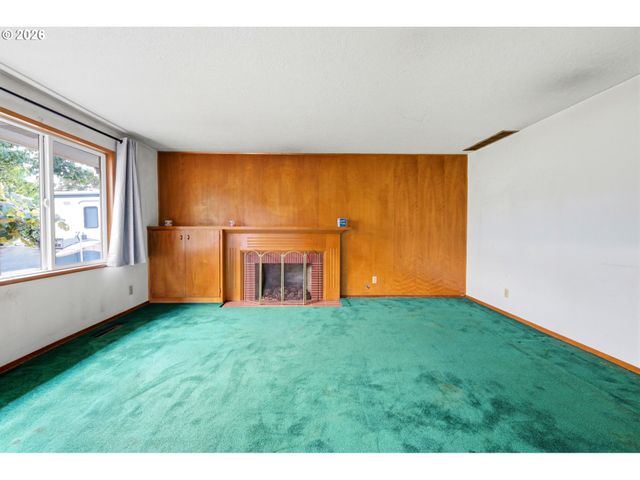 1411 Ne ARROWWOOD St, Hillsboro, OR 97124