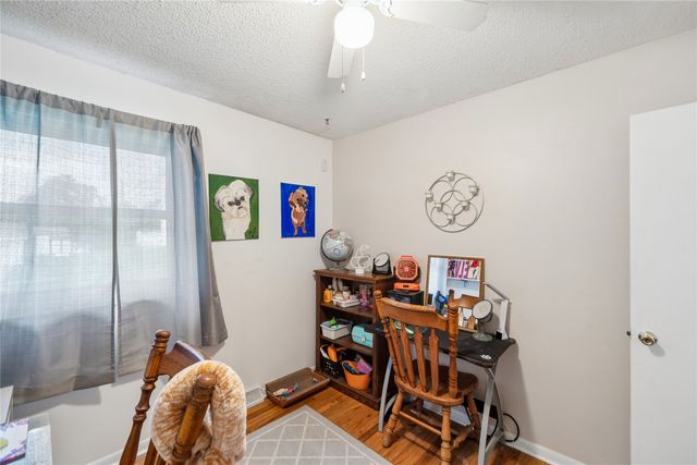 1409 SW Kenworthy Drive, Ankeny, IA 50023