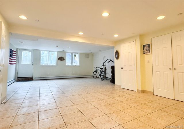 2105 33rd Avenue, Astoria, NY 11106