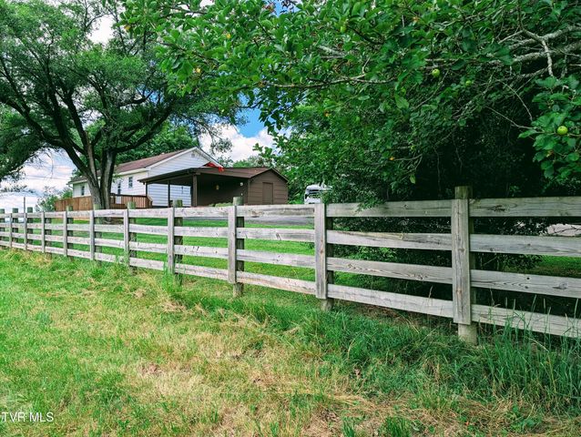 373 The Flats Drive, Clintwood, VA 24228