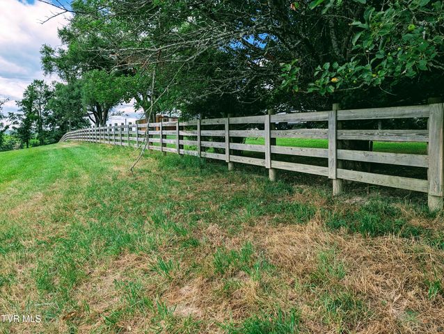 373 The Flats Drive, Clintwood, VA 24228