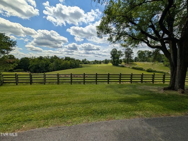 373 The Flats Drive, Clintwood, VA 24228