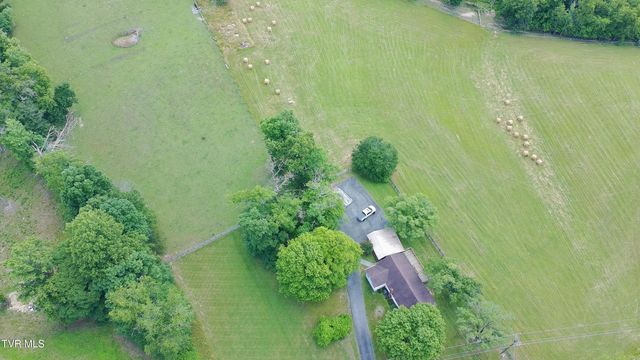 373 The Flats Drive, Clintwood, VA 24228