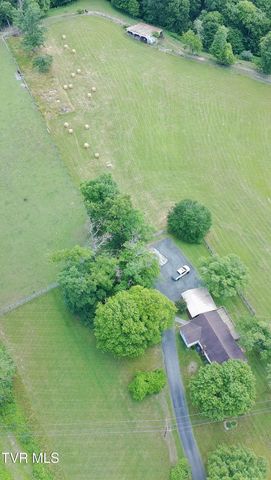 373 The Flats Drive, Clintwood, VA 24228