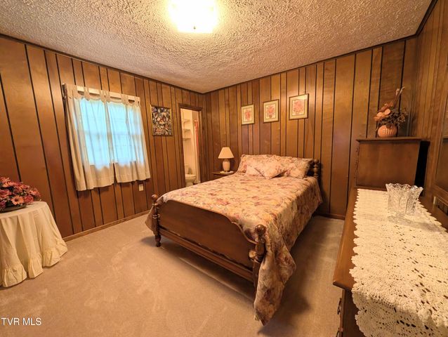 373 The Flats Drive, Clintwood, VA 24228