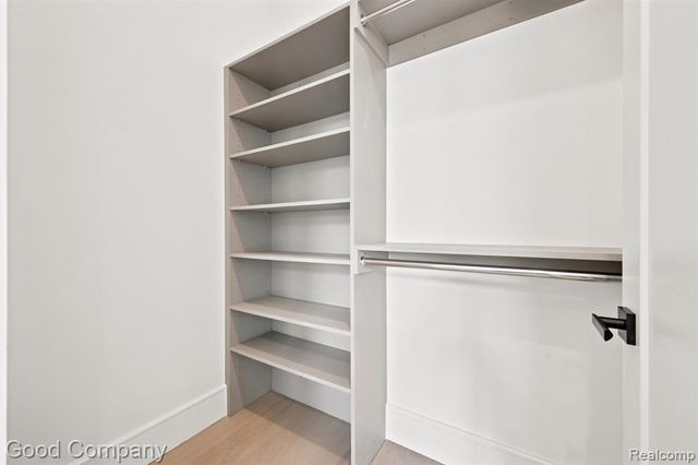 110 Austin Avenue 303, Royal Oak, MI 48067