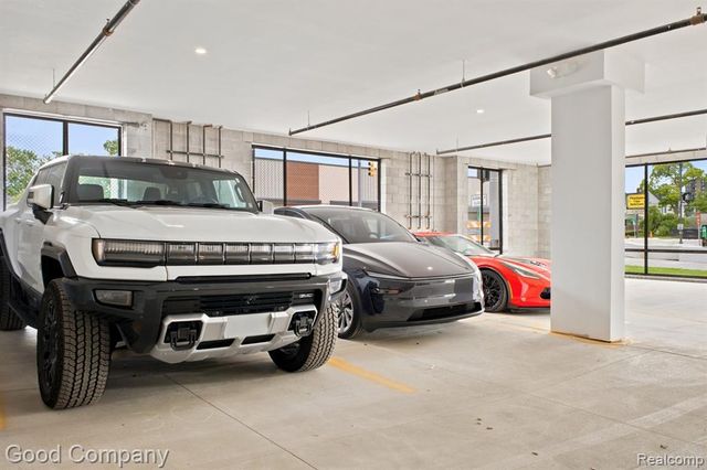 110 Austin Avenue 303, Royal Oak, MI 48067