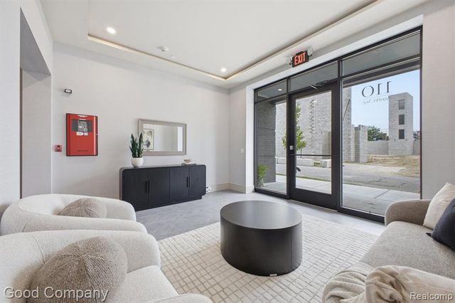 110 Austin Avenue 303, Royal Oak, MI 48067