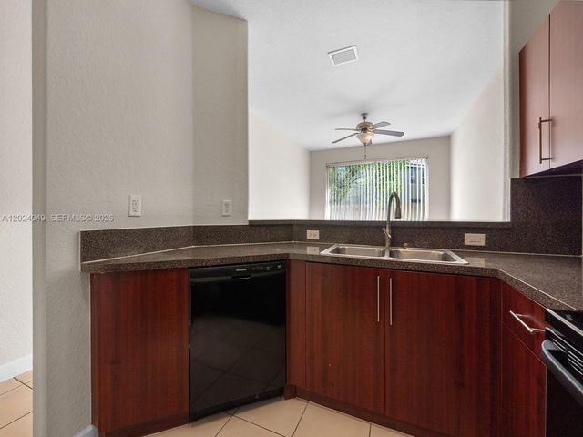 2511 SE 15th Ct, Homestead, FL 33035